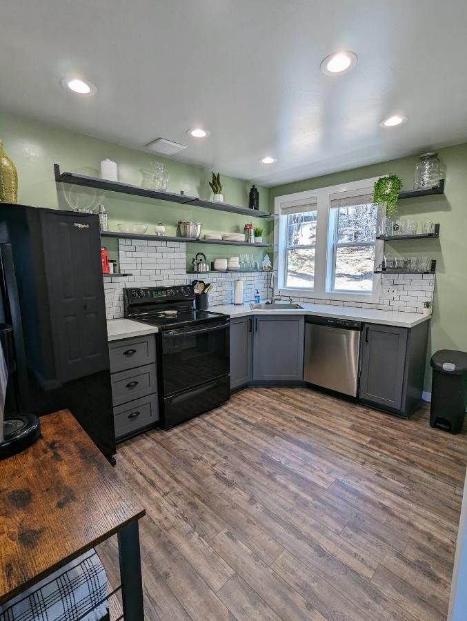Hillside Hangout 3Bd/2Ba, Elevated Deck Sunsets Pinetop-Lakeside Bagian luar foto