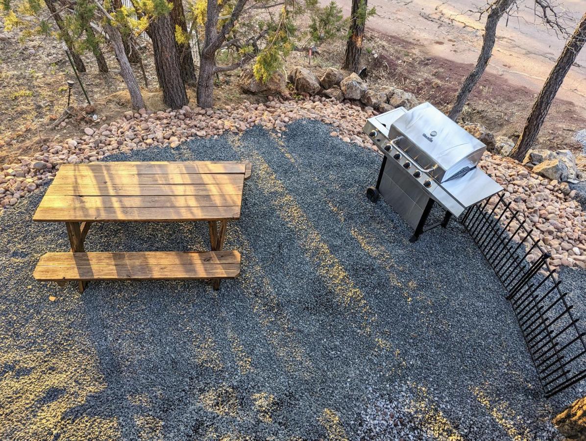 Hillside Hangout 3Bd/2Ba, Elevated Deck Sunsets Pinetop-Lakeside Bagian luar foto